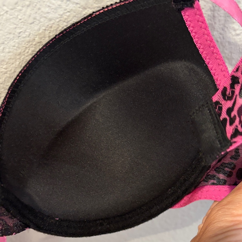 Pink Leopard Print Bra with Black Lace Trim - Picture 6 of 7